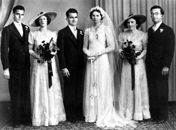 40s style wedding dresses